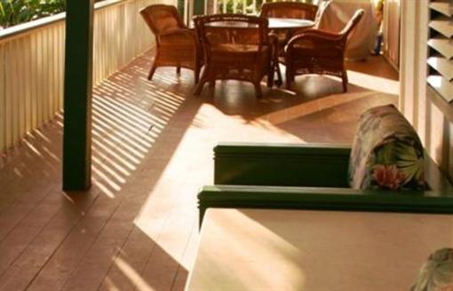 фото отеля Hideaway Cove Poipu Beach