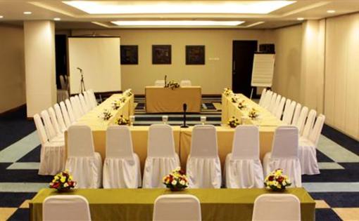 фото отеля Grand Pacific Hotel