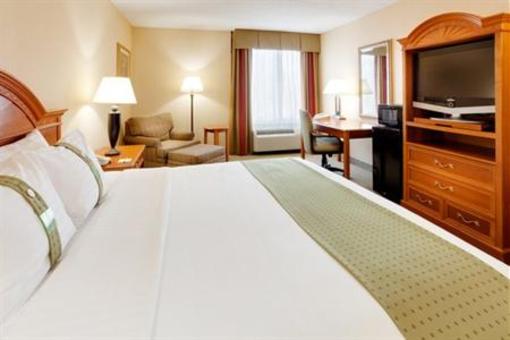 фото отеля Garden Plaza Hotel