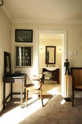 фото отеля Albarosa Guesthouse Stellenbosch