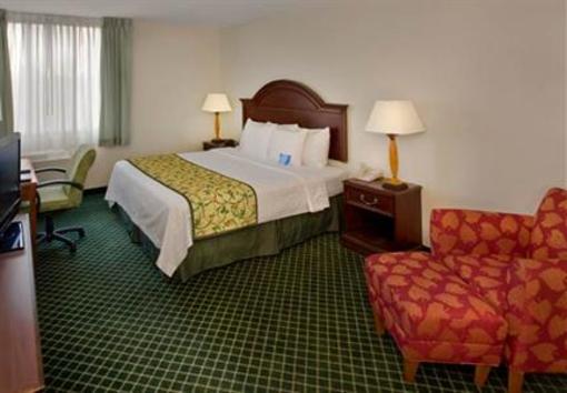 фото отеля Fairfield Inn & Suites Chicago Lombard