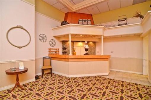 фото отеля Best Western Carriage House Inn Watertown (New York)