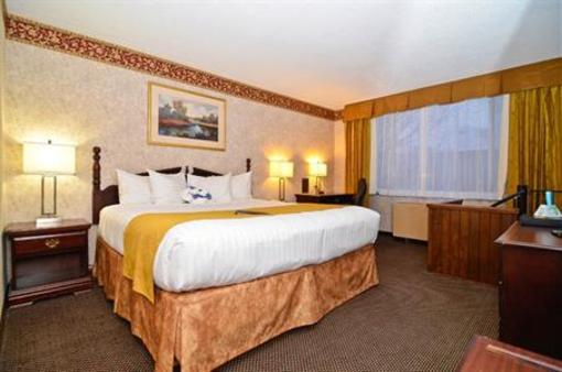 фото отеля Best Western Carriage House Inn Watertown (New York)