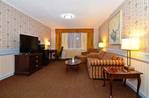 фото отеля Best Western Carriage House Inn Watertown (New York)