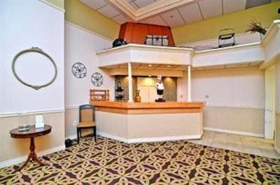 фото отеля Best Western Carriage House Inn Watertown (New York)