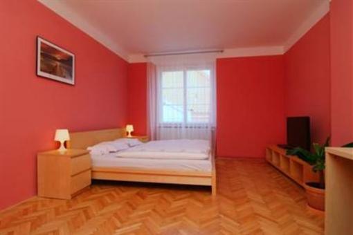 фото отеля Hotel Apartments Templova