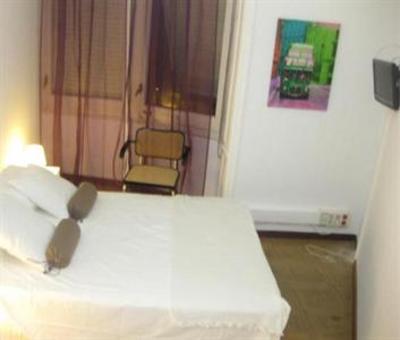 фото отеля Hostal Ona Barcelona