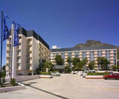 фото отеля Garden Court Nelson Mandela Boulevard