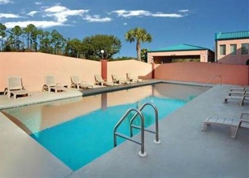 фото отеля Comfort Inn Pensacola - Pine Forest