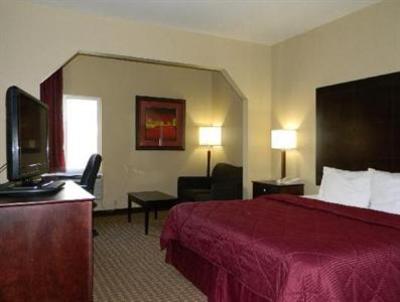 фото отеля Comfort Inn Pensacola - Pine Forest