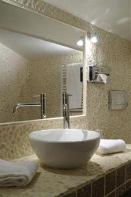 фото отеля Hotel Welcome Villefranche-sur-Mer