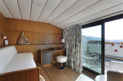фото отеля Hotel Welcome Villefranche-sur-Mer