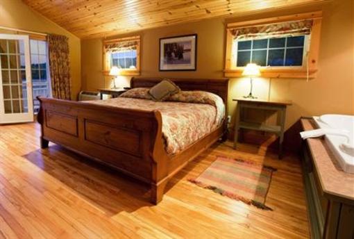 фото отеля Pow Wow Point Lodge