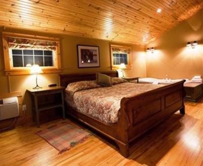 фото отеля Pow Wow Point Lodge