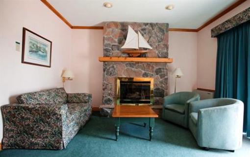 фото отеля Pow Wow Point Lodge