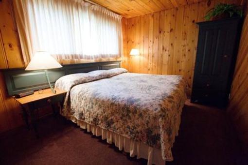фото отеля Pow Wow Point Lodge