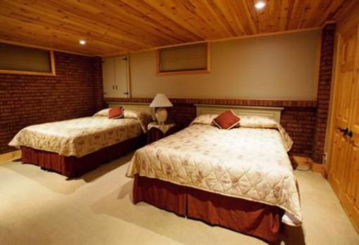 фото отеля Pow Wow Point Lodge