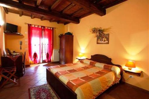 фото отеля Agriturismo Fattorie Poggio Nebbia Hotel