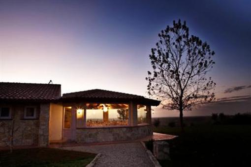 фото отеля Agriturismo Fattorie Poggio Nebbia Hotel