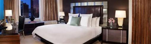 фото отеля Luxe City Center Hotel