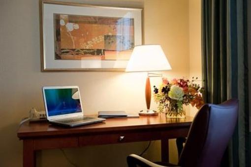 фото отеля Holiday Inn Express Exton - Lionville