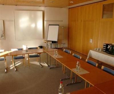 фото отеля Konferenzzentrum St. Chrischona