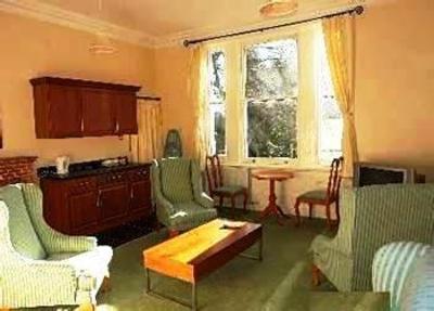 фото отеля Cavalier House Hotel