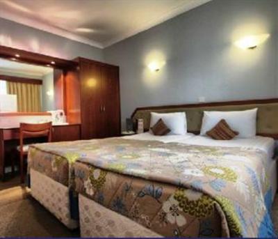 фото отеля St Georgio Hotel Ilford London