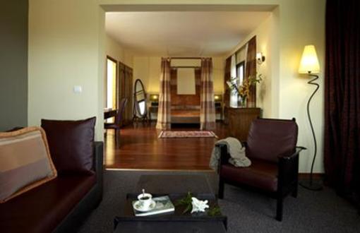 фото отеля Hotel Du Lac Congress Center & Spa Ioannina