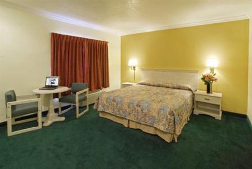 фото отеля America's Best Value Inn Anaheim
