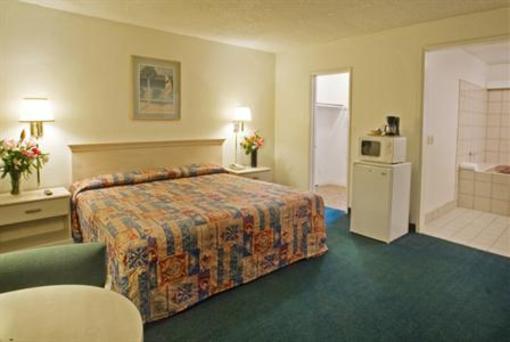 фото отеля America's Best Value Inn Anaheim