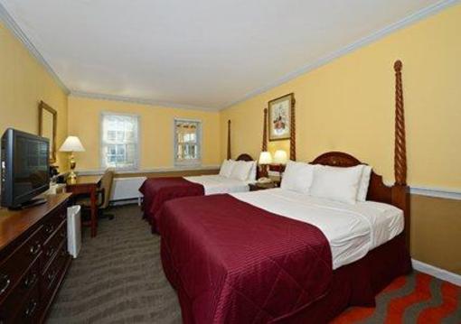 фото отеля Clarion Inn Historic Strasburg Inn