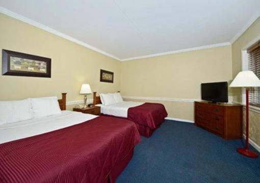 фото отеля Clarion Inn Historic Strasburg Inn