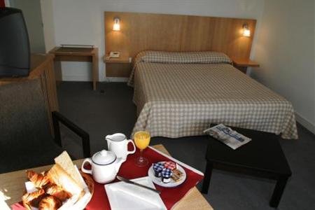 фото отеля Hotel Les Sittelles Montfort-le-Gesnois