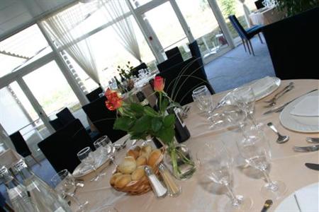 фото отеля Hotel Les Sittelles Montfort-le-Gesnois