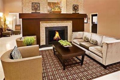 фото отеля Holiday Inn Hotel & Suites Denton University Area