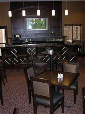 фото отеля Holiday Inn Hotel & Suites Denton University Area