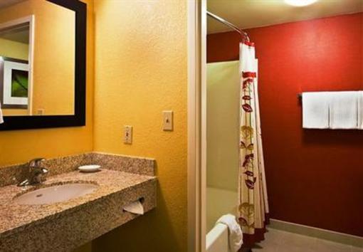 фото отеля Courtyard by Marriott Baton Rouge Siegen Lane