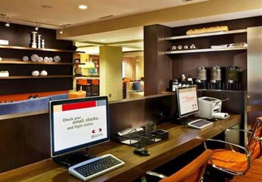 фото отеля Courtyard by Marriott Baton Rouge Siegen Lane