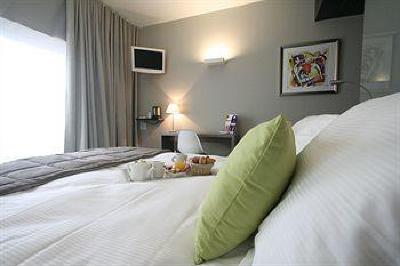 фото отеля Kyriad Nantes Ouest-Saint Herblain Hotel