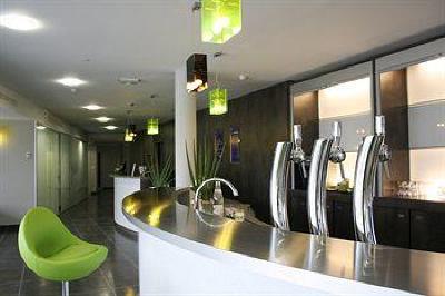 фото отеля Kyriad Nantes Ouest-Saint Herblain Hotel