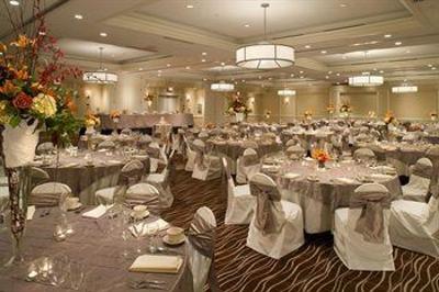 фото отеля Sheraton Iowa City Hotel