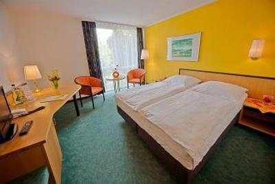 фото отеля Waldhotel Weinböhla