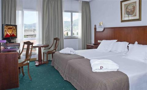 фото отеля Ayre Hotel Ramiro I