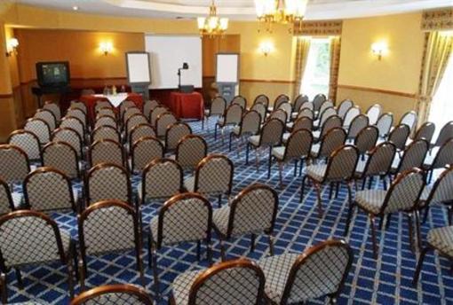 фото отеля Stanneylands Hotel Wilmslow