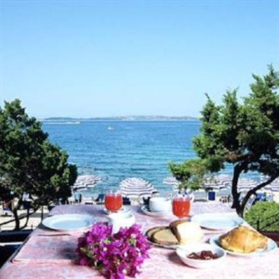 фото отеля Grand Smeraldo Beach Hotel Arzachena