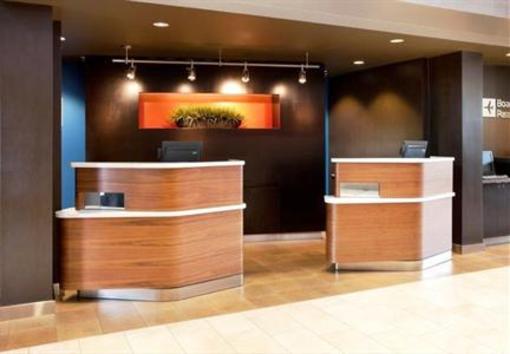 фото отеля Courtyard by Marriott Oakland Airport