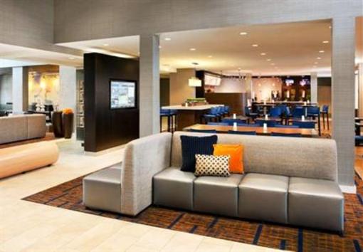 фото отеля Courtyard by Marriott Oakland Airport