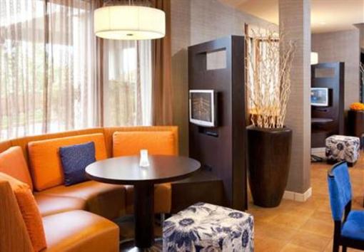 фото отеля Courtyard by Marriott Oakland Airport
