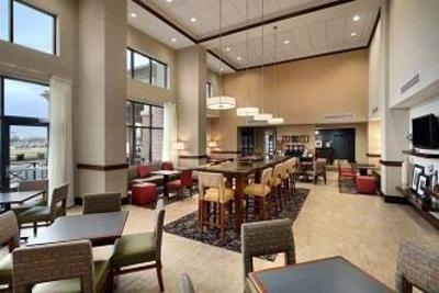 фото отеля Hampton Inn and Suites Charles Town